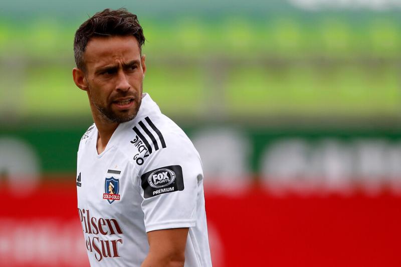 Jorge Valdivia le mandó un mensaje a Gustavo Quinteros. Imagen: Photosport.