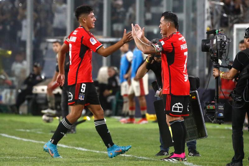 Damián Pizarro ilusiona a los hinchas de Colo Colo. Crédito: Photosport.