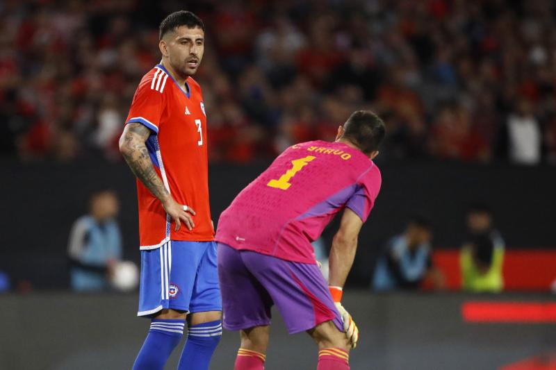 La Roja de Eduardo Berizzo no puede con Paraguay y se va al descanso cayendo 2 a 1.
