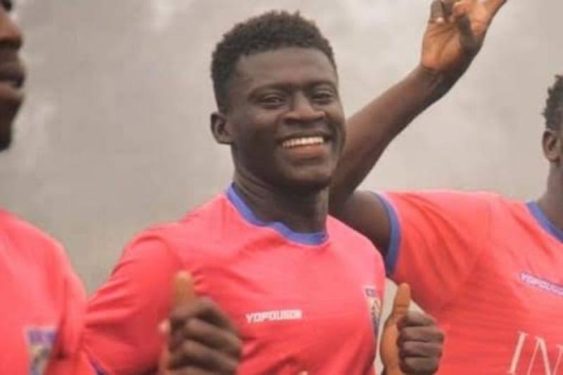 Moustapha Sylla falleció tras desplomarse en plena cancha. / Foto: Club Racing de Abiyán.