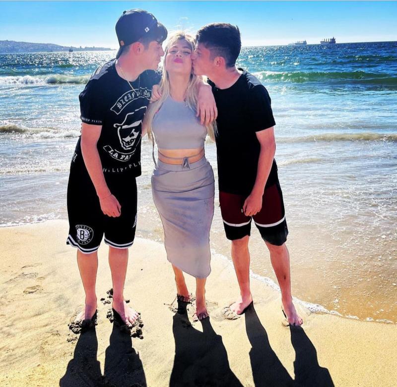 Hijos de Gary Medel le dieron todo el apoyo a su madre tras la polémica con el Pitbull'. (@alejandrahenriquez0)