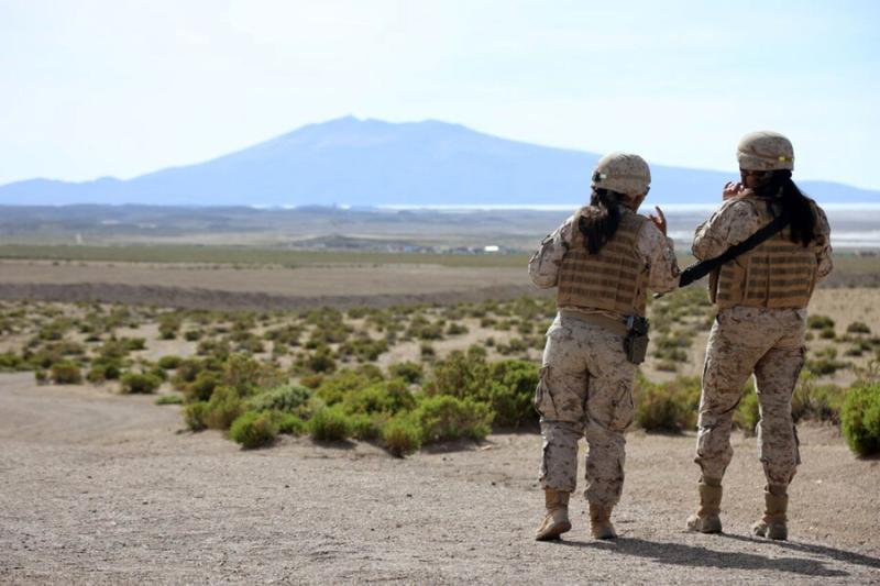 Agencia Uno - FFAA en la frontera norte