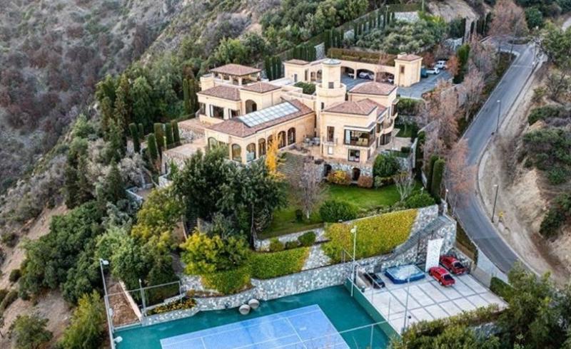 P&G - Casa de Farkas que donó a Desafío Levantemos Chile