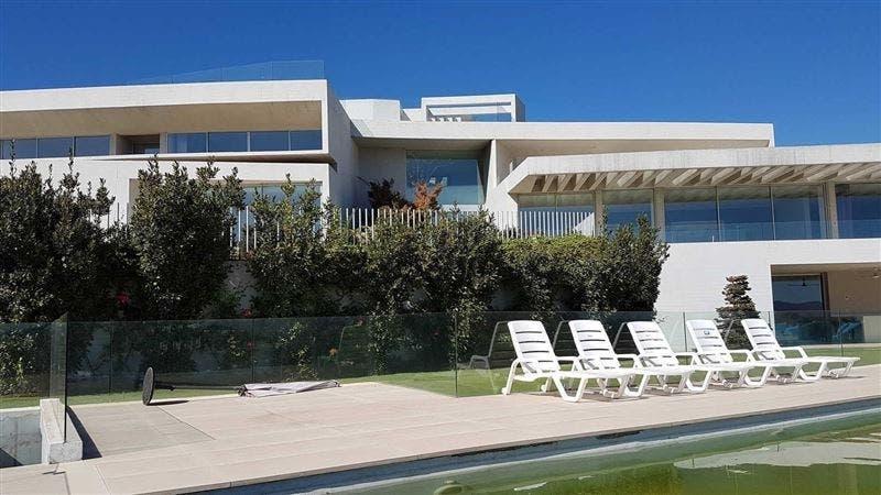 P&G - Casa de Farkas que donó a Desafío Levantemos Chile