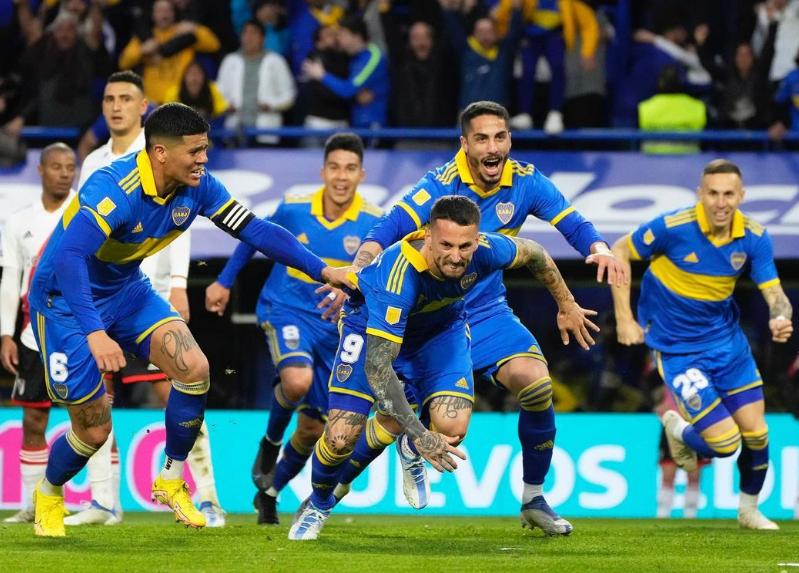 Darío Benedetto se lesionó y se perderá el partido ante Colo Colo por la Copa Libertadores. Crédito: @pipabenedetto.