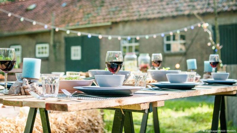 Otras dietas que ocuparon los primeros puestos fueron la mediterránea, basada en los patrones alimentarios tradicionales de países como Italia y España.