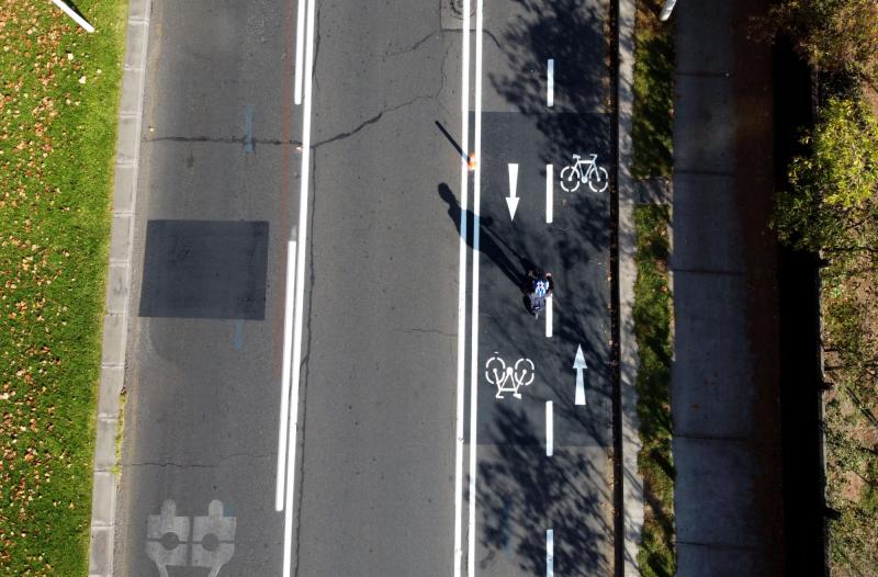 Agencia Uno - La circulación de "modos" debe ser por ciclovías o por la derecha