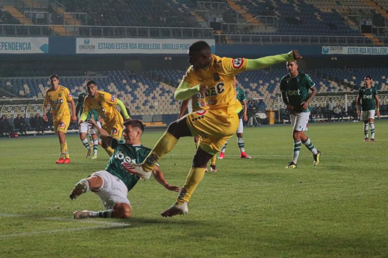 Job Bogmis denunció un supuesto ataque racista de Pablo Corral - Agencia UNO