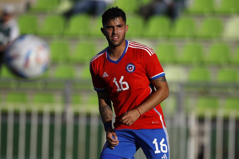 Daniel González defendiendo la camiseta de la selección chilena (Photosport)