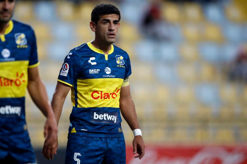 Julio Barroso perdió su invicto con la U. Crédito: Photosport.