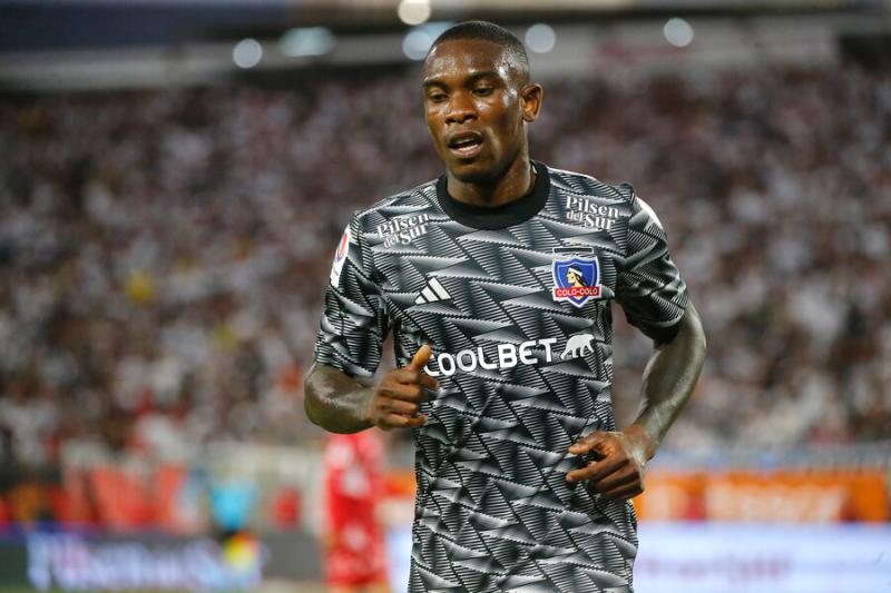 Fabián Castillo se perderá el compromiso ante Universidad Católica. Imagen: Photosport.