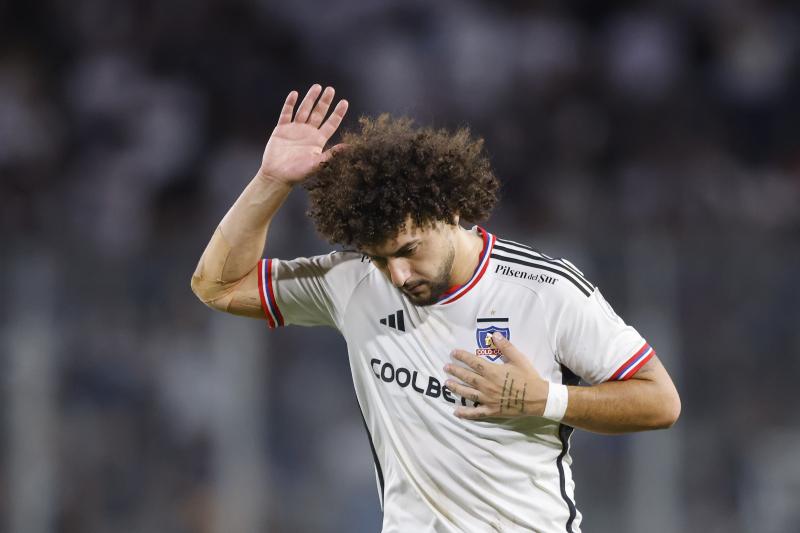 Maxi Falcón se abrió a la opción de jugar en la Roja - Photosport