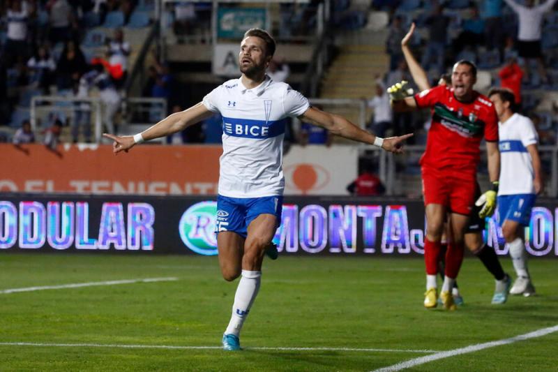 Gary Kagelmacher se lesionó en el estadio Santa Laura ante Colo Colo. Imagen: Photosport.
