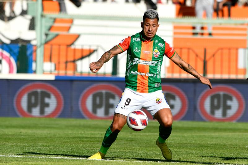 Cobresal espera ganar este duelo en la Región Metropolitana. Imagen: Photosport.