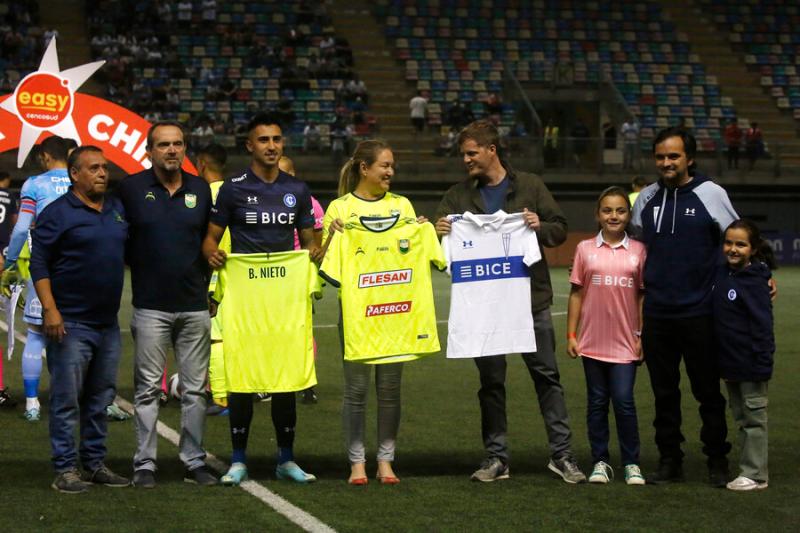 Deportes Colina fue eliminado por Universidad Católica en Copa Chile. Imagen: Photosport.