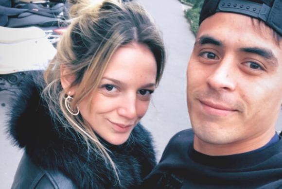 Brian Fernández junto a su novia Araceli. (Instagram)