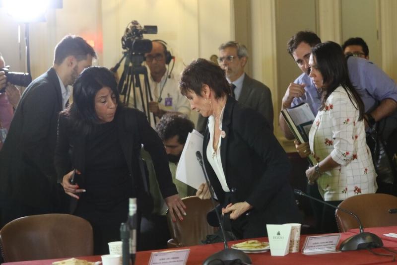 Agencia Uno - Gobierno abandona discusión en Ley Nain-Retamal