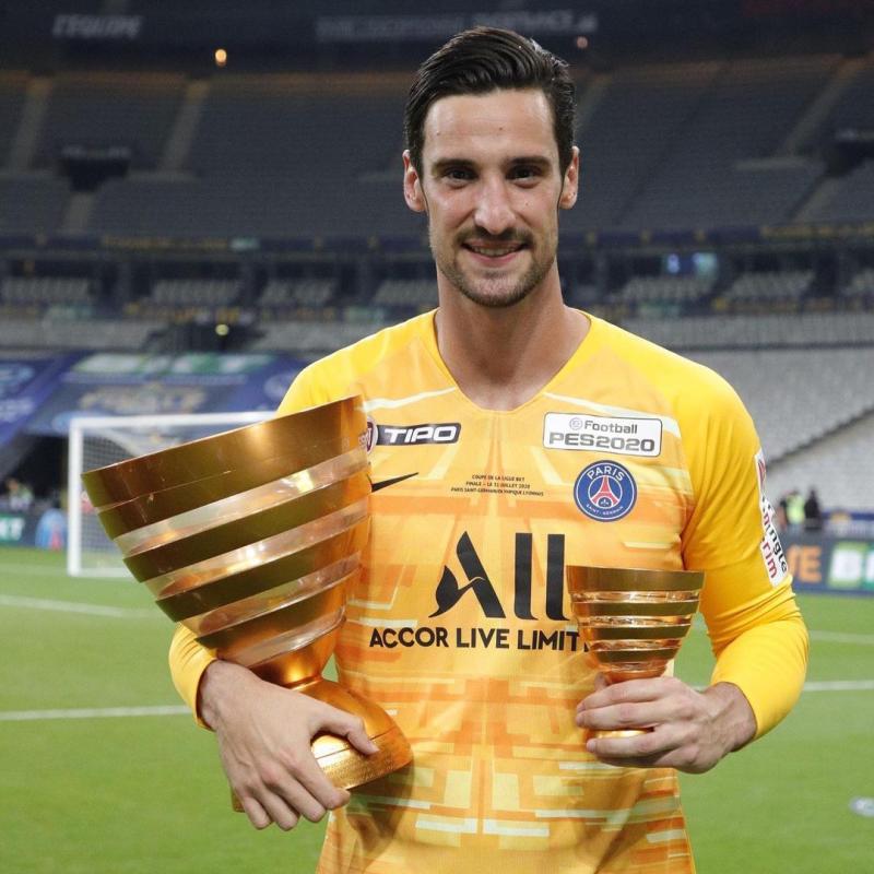 Sergio Rico sufrió un grave accidente en caballo - Instagram