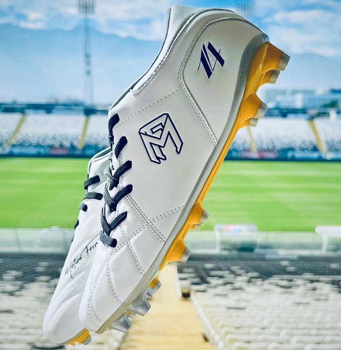 Los MF14 Pro de Matías Fernández tienen críticas positivas. Crédito: @outletvirtual90