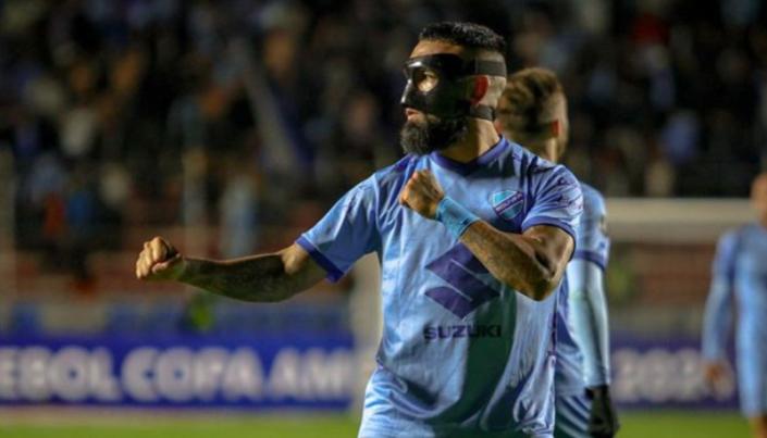 Ronnie Fernández brilla en Bolivia tras su salida de la U. Crédito: @ronnie_fernandez_9