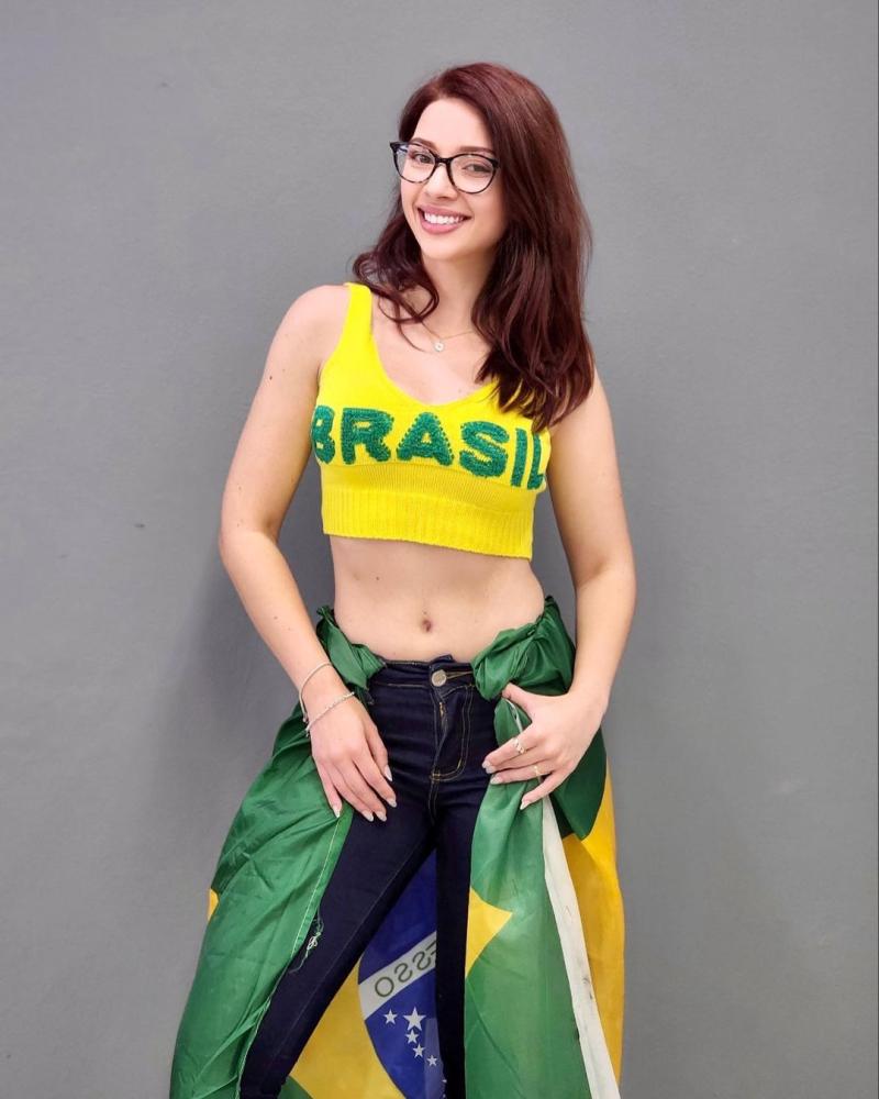 Instagram @cibellyferreira_ - Profesora se hizo viral por bailes con alumnos en TikTok