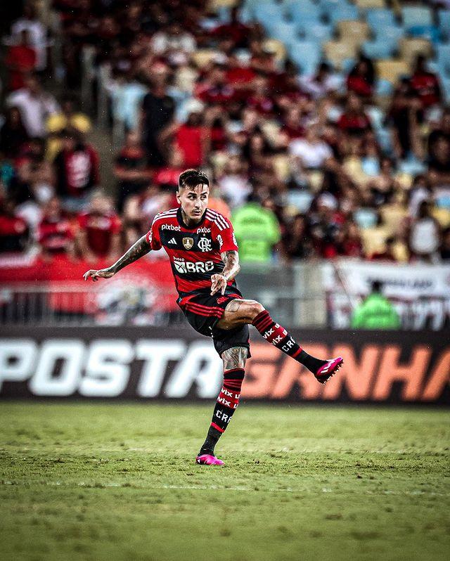 Erick Pulgar fue titular en Flamengo. Imagen: Instagram.