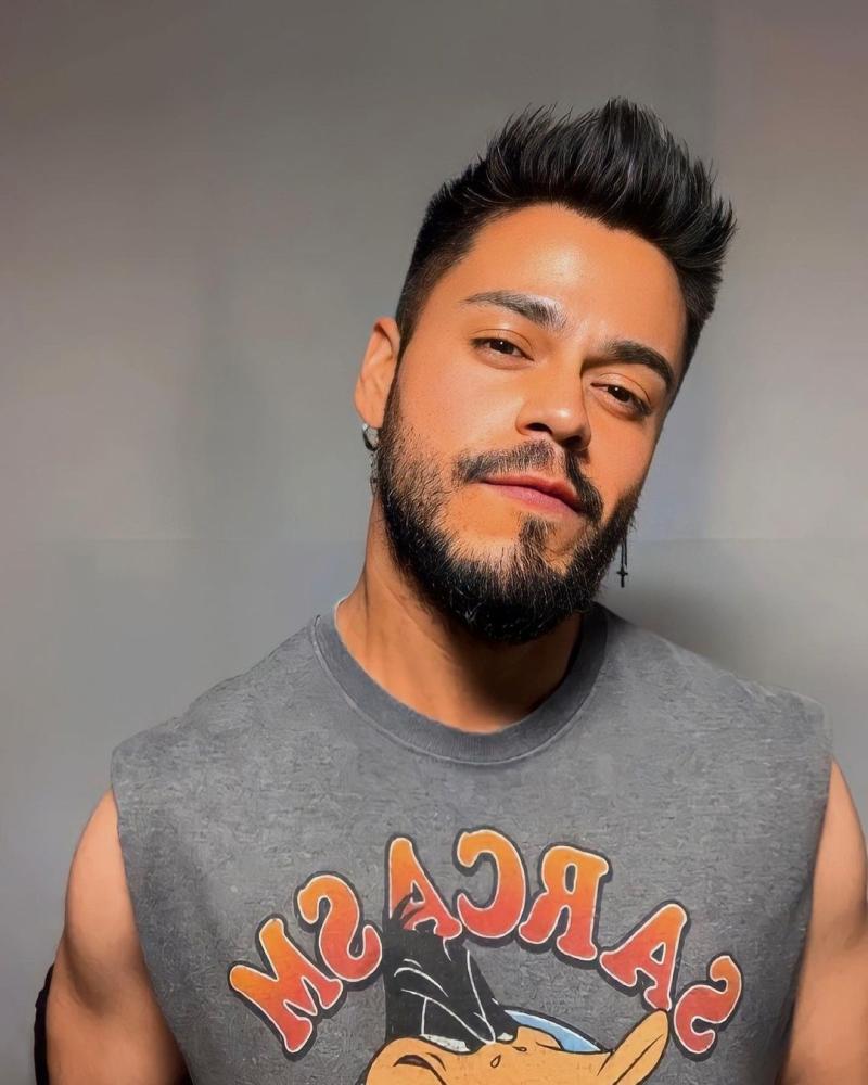 Instagram @unkevz - Kevin de "Amango"