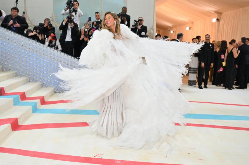 Gisele Bündchen en la MET Gala 2023 - AFP