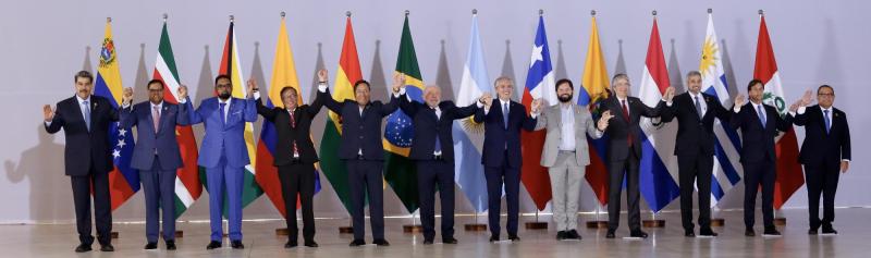 AFP - Presidentes sudamericanos en Brasilia