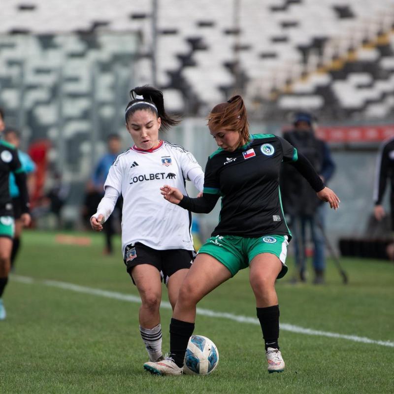 Javiera Grez en el duelo de Colo Colo vs. Puerto Montt - Instagram (@colocolofemenino)