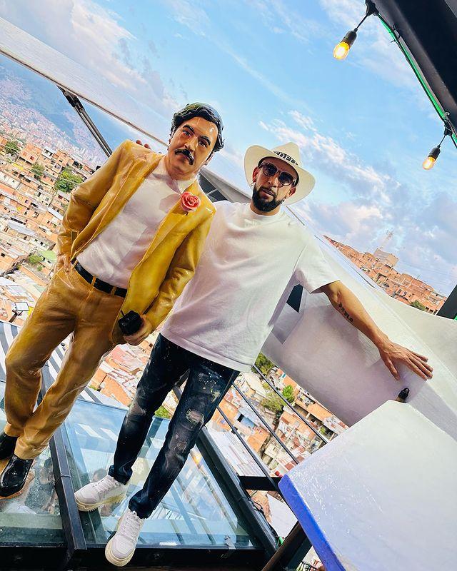 Mauricio Isla compartió imágenes de su viaje a Colombia en redes sociales.