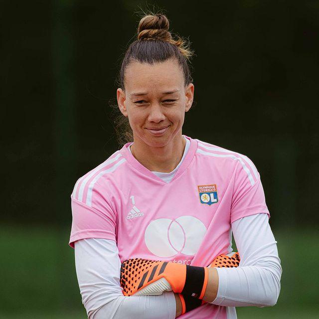 Christiane Endler logró el bicampeonato con el Olympique de Lyon.