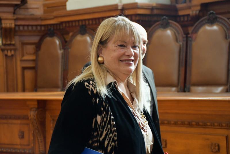 Agencia Uno - Ministra de la Corte Suprema, Ángela Vivanco, quien oficializó la prórroga para las isapres