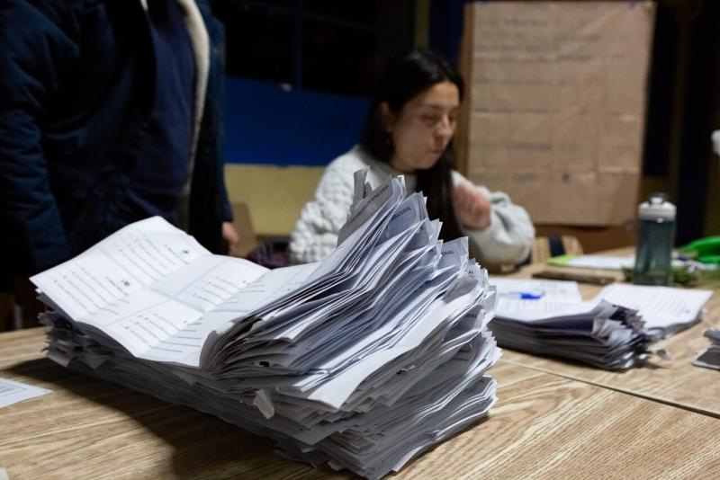 Agencia Uno - Recuento de votos dejó más de 2 millones de nulos