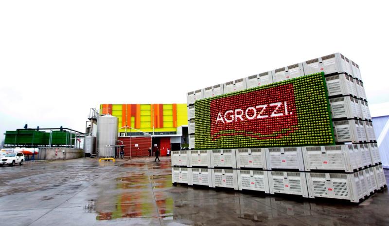 Planta de jugos concentrados mas grande de Sudamérica, de la división de jugos de Carozzi, Agrozzi, en la localidad de Teno.