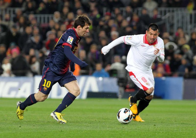 Gary Medel en su paso por Sevilla - Agencia UNO