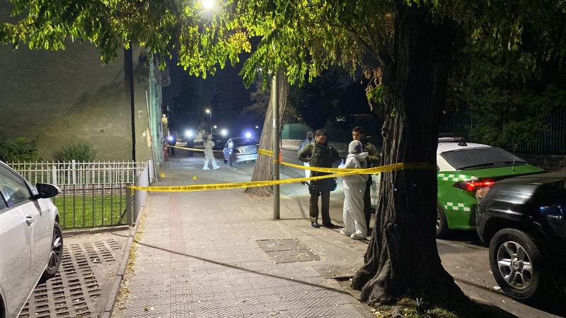 Hombre muere tras ser baleado en la vía pública en Recoleta