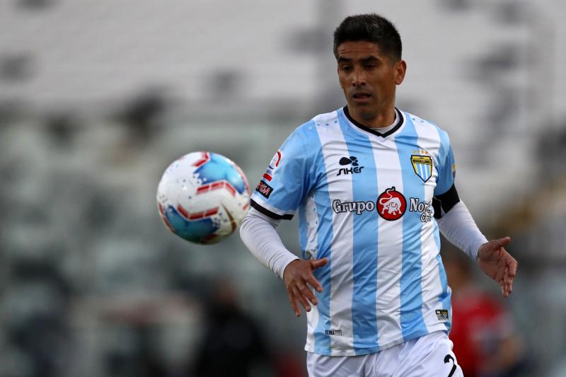 Aseguran que Braulio Leal será el nuevo DT de Magallanes - Photosport