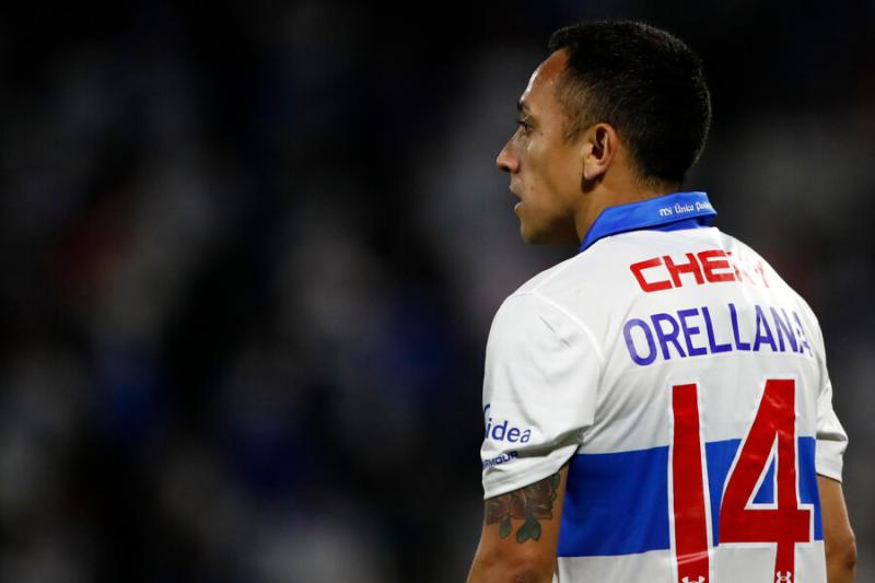 Fabián Orellana no dejó buenos recuerdos en Universidad Católica. Imagen: Photosport.