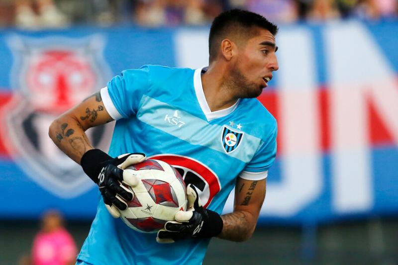Gabriel Castellón podría llegar a Colo Colo. Imagen: Photosport.