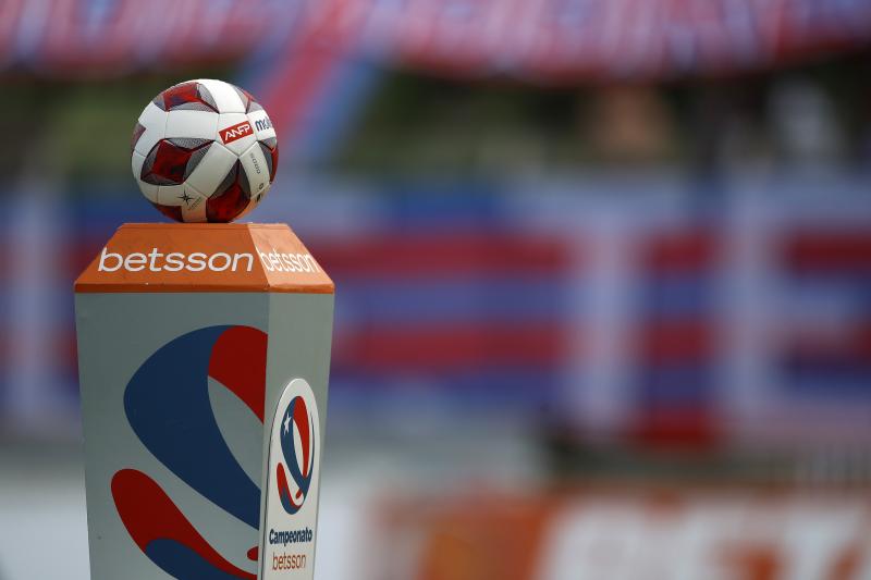 El Campeonato Nacional 2023 sufrirá un extenso receso hasta el mes de julio. (Photosports)