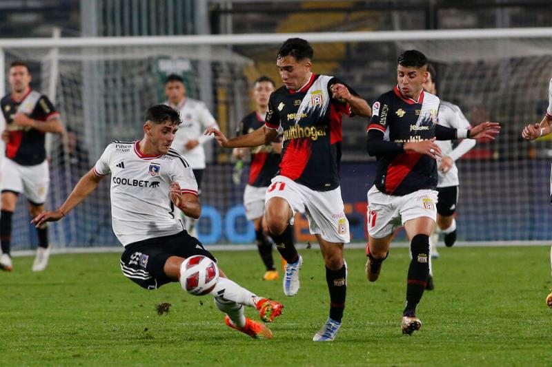 Colo Colo perdió ante Curicó Unido en el Monumental. Crédito: Photosport.