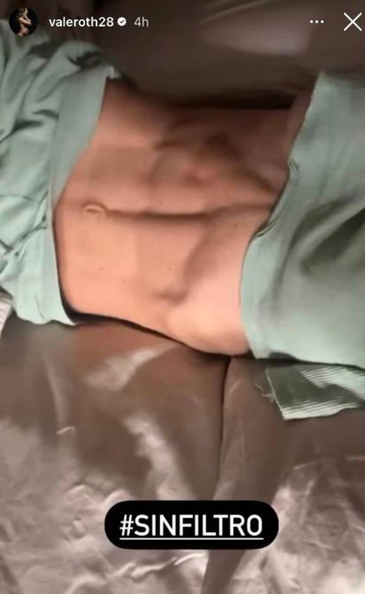 Instagram (@valeroth28) - Foto de Valentina Roth con su vientre trabajado