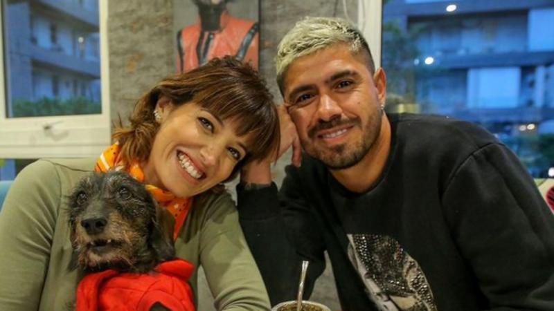 Yamila Reyna junto al portero Diego Sánchez. (Instagram)
