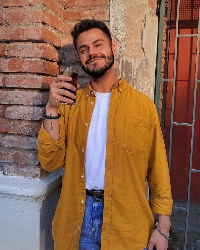 Instagram @unkevz - Kevin de "Amango"