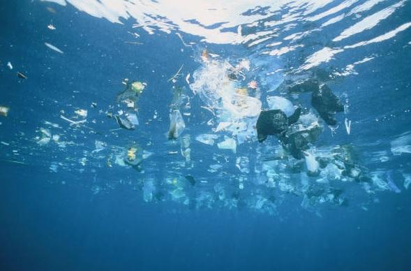 Plástico en el mar - GettyImages