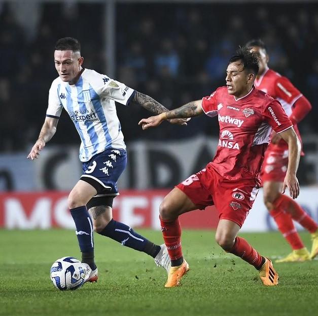 Ñublense no pudo con el cuadro trasandino y perdió por goleada (Foto: Racing Club Instagram)