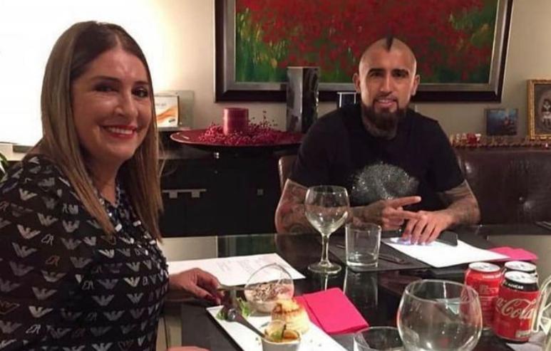 Jacqueline Pardo analizó el futuro de Arturo Vidal. Crédito: @jacqueline.pardo.505