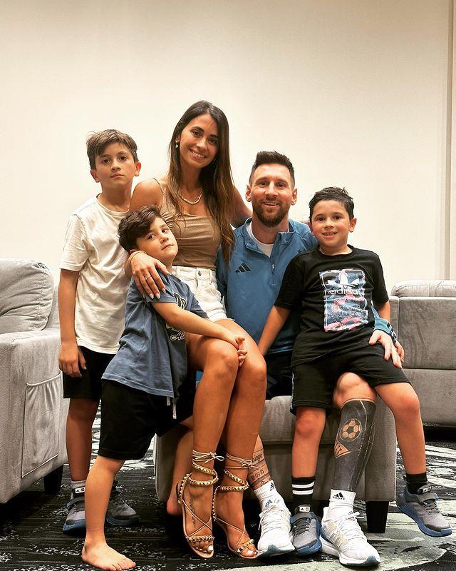 Lionel Messi junto a su familia (Foto: Instagram)