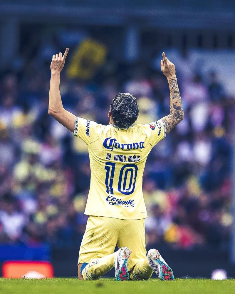 Diego Valdés recibió un importante premio en el fútbol de México - Instagram